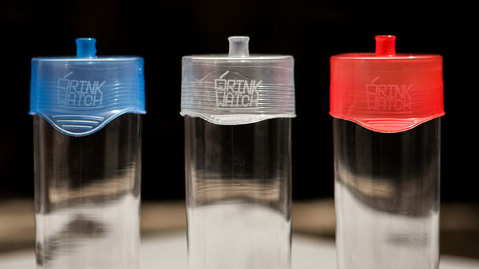 capuchon bleu blanc rouge